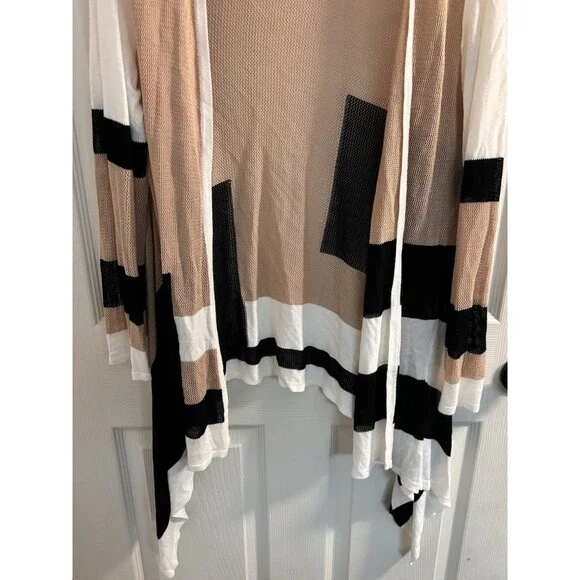 Chicos Travelers Collection Cardigan Black White Chevron Mesh Open Front Size 2 - Picture 3 of 9